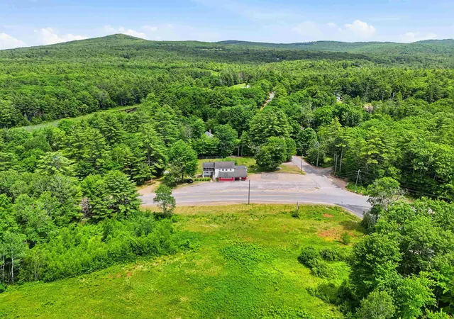 Homes for sale in Alton, NH | 915 Suncook Valley Rd, Alton, NH 03809 | MLS# 5097148