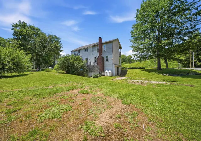 Homes for sale in Alton, NH | 915 Suncook Valley Rd, Alton, NH 03809 | MLS# 5097148