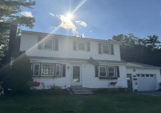 Homes for sale in Nashua, NH | 10 Hastings Ln, Nashua, NH 03064 | MLS# 5097157