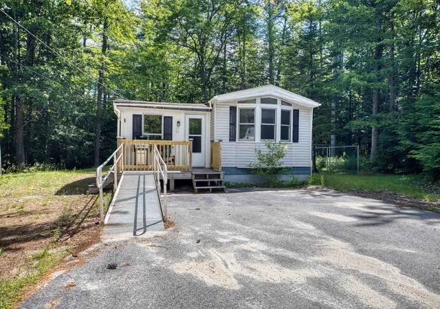 2nd image of 11 Beech River Cir, Center Ossipee, NH 03814 | MLS# 5097164