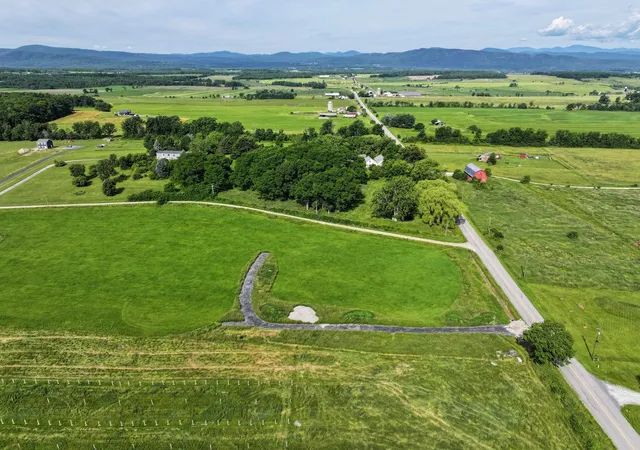 2nd image of 1497 Middle Rd, Bridport, VT 05734 | MLS# 5097172