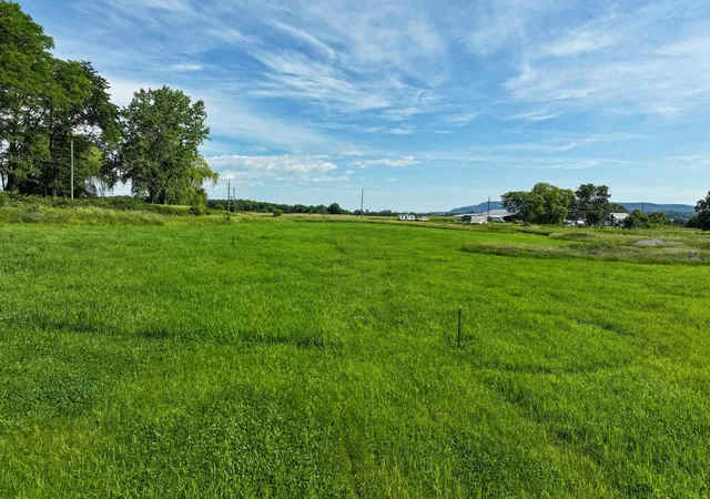 4th image of 1497 Middle Rd, Bridport, VT 05734 | MLS# 5097172