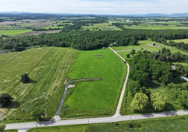 5th image of 1497 Middle Rd, Bridport, VT 05734 | MLS# 5097172