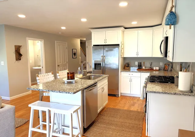 5th image of 8 Cranberry Wy, Manchester, NH 03109 | MLS# 5097181