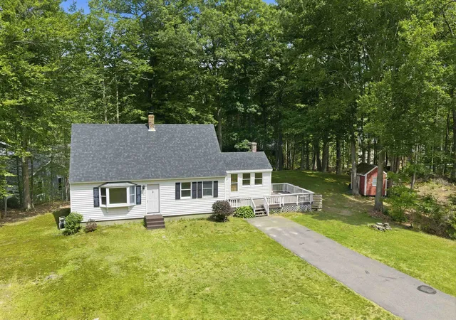 3rd image of 5 Council Tree Ln, Wolfeboro, NH 03894 | MLS# 5097183