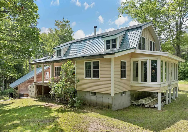 Homes for sale in Groton, NH | 61 Macdonald Ln, Groton, NH 03266 | MLS# 5097186