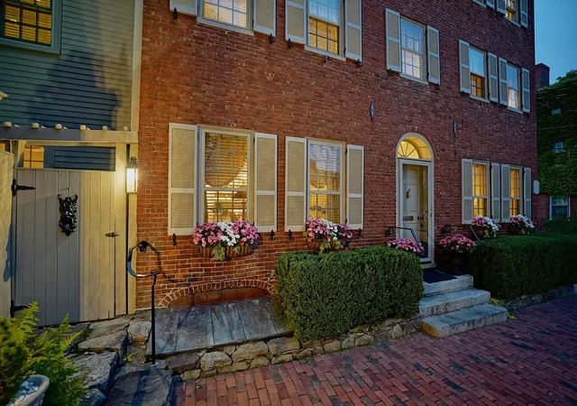 Photo 3 of Single family home for sale at 20 Atkinson St, Portsmouth, NH 03801 | MLS# 5097197 | Listing updated on 2026-07-17