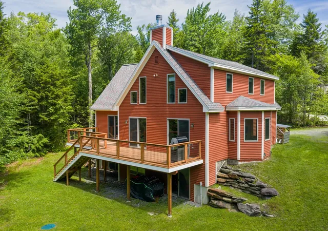 Homes for sale in Stratton, VT | 145 Leon Stocker Dr, Stratton, VT 05360 | MLS# 5097239