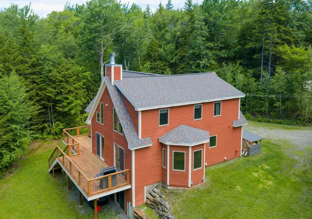 Homes for sale in Stratton, VT | 145 Leon Stocker Dr, Stratton, VT 05360 | MLS# 5097239
