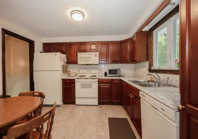 Photo 4 of Single family home for sale at 65 Shannon Rd, Salem, NH 03079 | MLS# 5097266 | Listing updated on 2026-07-06
