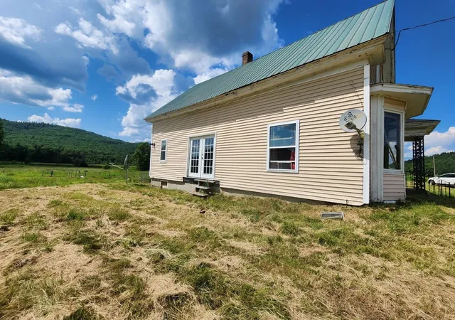 3rd image of 652 Vt 100 Rte, Lowell, VT 05847 | MLS# 5097279