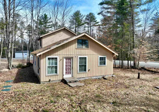 2nd image of 8 Brookside Ln, Newbury, VT 05051 | MLS# 5097280