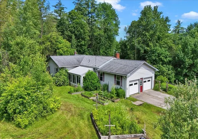 1st image of 204 Lawrence Rd, Richmond, VT 05477 | MLS# 5097282