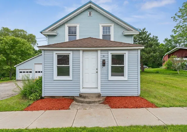 2nd image of 21 New Haven Rd, Vergennes, VT 05491 | MLS# 5097285