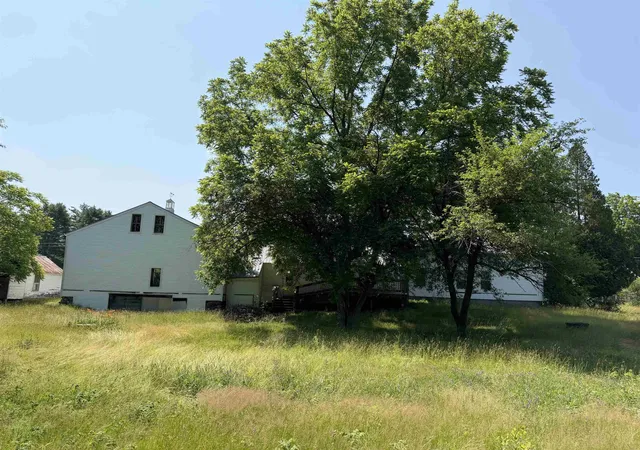 32nd image of 150 School St, Effingham, NH 03882 | MLS# 5097291