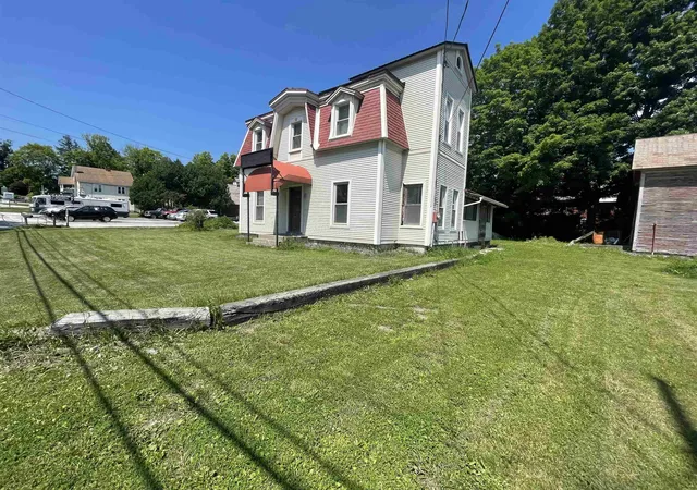 Homes for sale in Pittsford, VT | 2990 Us 7 Rte, Pittsford, VT 05763 | MLS# 5097308