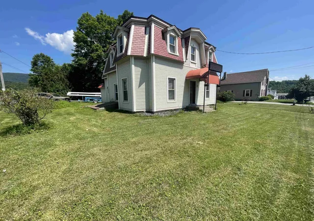 Homes for sale in Pittsford, VT | 2990 Us 7 Rte, Pittsford, VT 05763 | MLS# 5097308