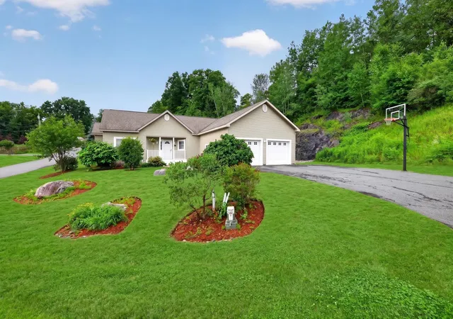 Photo 2 of Single family home for sale at 131 Butternut Rd, White River Junction, VT 05001 | MLS# 5097309 | Listing updated on 2026-07-14
