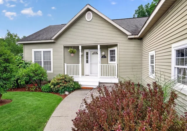 Photo 3 of Single family home for sale at 131 Butternut Rd, White River Junction, VT 05001 | MLS# 5097309 | Listing updated on 2026-07-14