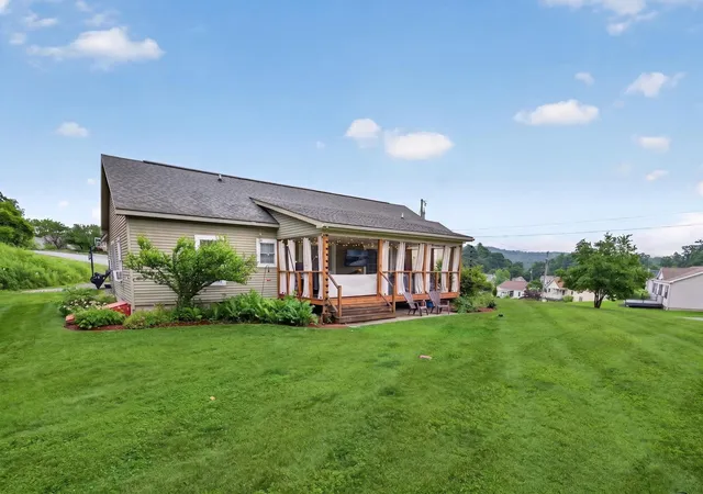 Photo 4 of Single family home for sale at 131 Butternut Rd, White River Junction, VT 05001 | MLS# 5097309 | Listing updated on 2026-07-14