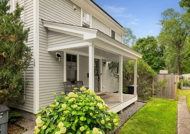 Homes for sale in Exeter, NH | 34 River St, Exeter, NH 03833 | MLS# 5097329