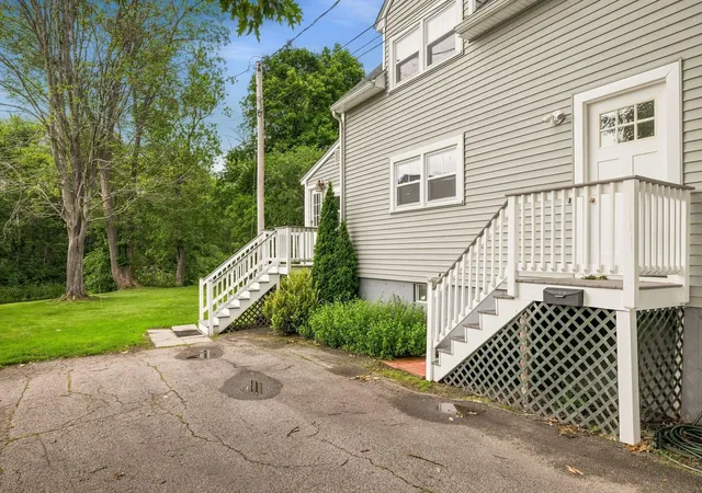 Homes for sale in Exeter, NH | 30 River St, Exeter, NH 03833 | MLS# 5097333