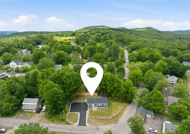 Homes for sale in Ashland, NH | 28 Cottage Pl, Ashland, NH 03217 | MLS# 5097334