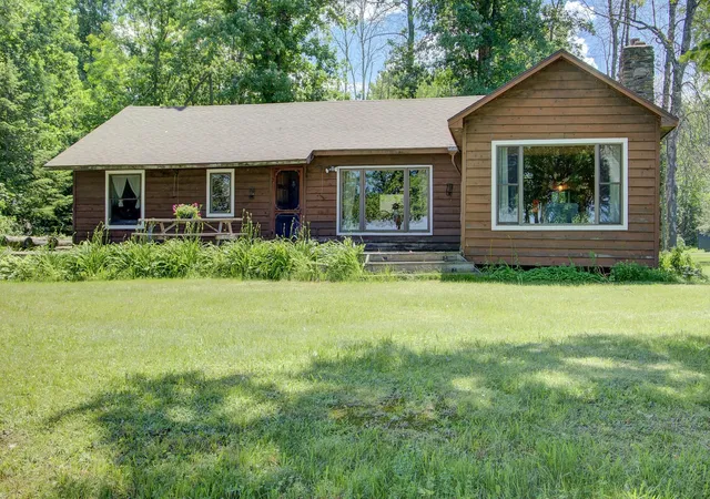 4th image of 135 Savage Point North, North Hero, VT 05458 | MLS# 5097348