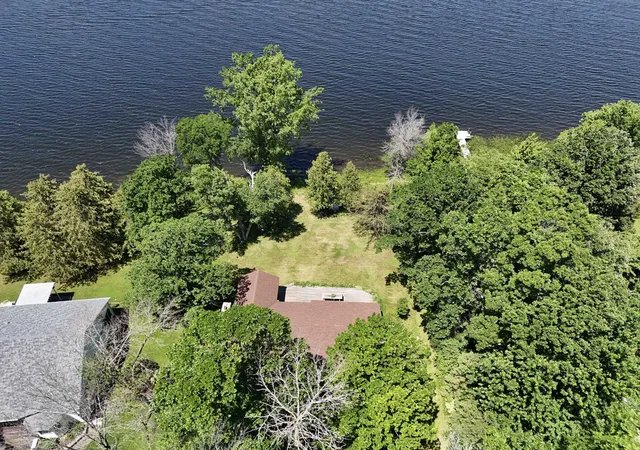 5th image of 135 Savage Point North, North Hero, VT 05458 | MLS# 5097348