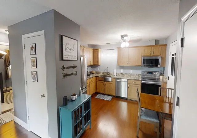 Homes for sale in Nashua, NH | 7 Autumn Leaf Dr #24, Nashua, NH 03060 | MLS# 5097350