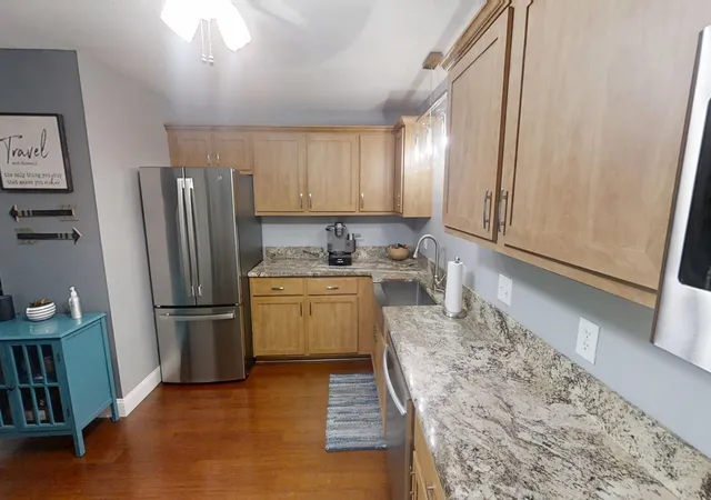 Homes for sale in Nashua, NH | 7 Autumn Leaf Dr #24, Nashua, NH 03060 | MLS# 5097350