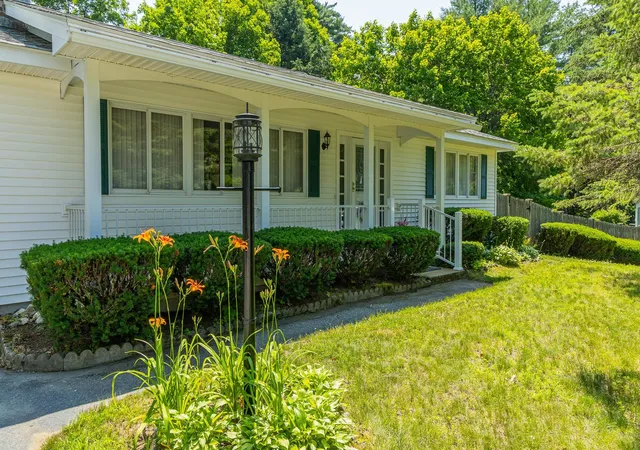 Photo 3 of Single family home for sale at 636 Court St, Keene, NH 03431 | MLS# 5097351 | Listing updated on 2026-07-10
