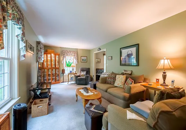 Photo 3 of Single family home for sale at 5 Taschereau Dr, Mont Vernon, NH 03057 | MLS# 5097357 | Listing updated on 2026-10-08
