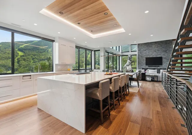 3rd image of 101 Switchback Ln, Stowe, VT 05672 | MLS# 5097362