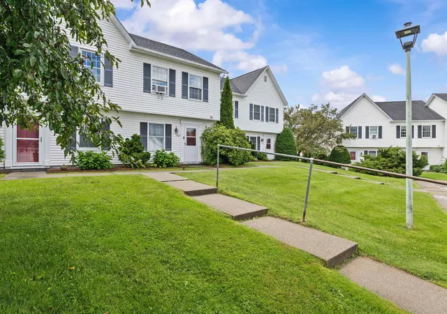 1st image of 423 Westview Cir, Williston, VT 05495 | MLS# 5097373