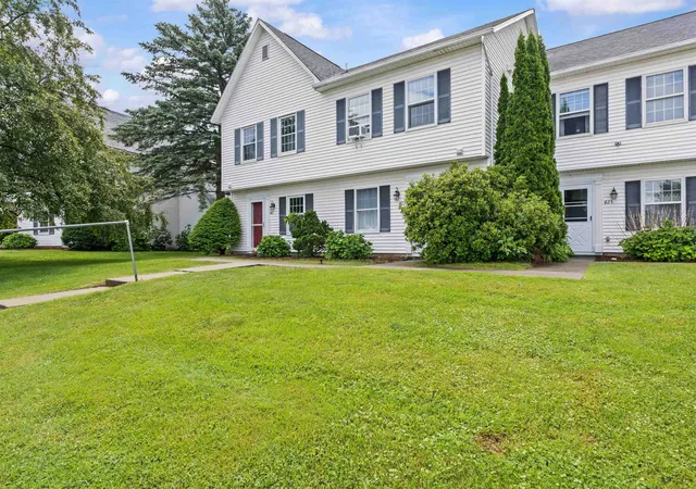 3rd image of 423 Westview Cir, Williston, VT 05495 | MLS# 5097373
