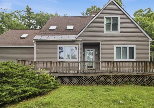 1st image of 164 Skyboro W Rd, Pownal, VT 05261 | MLS# 5097374
