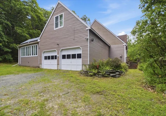 2nd image of 164 Skyboro W Rd, Pownal, VT 05261 | MLS# 5097374