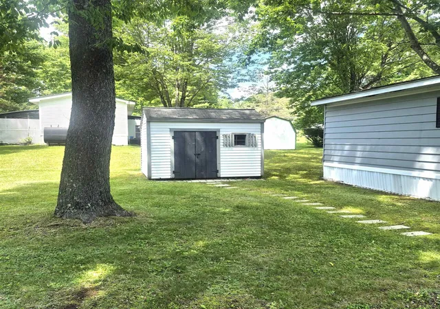 Homes for sale in Claremont, NH | 11 Angela Pl #11, Claremont, NH 03743 | MLS# 5097386