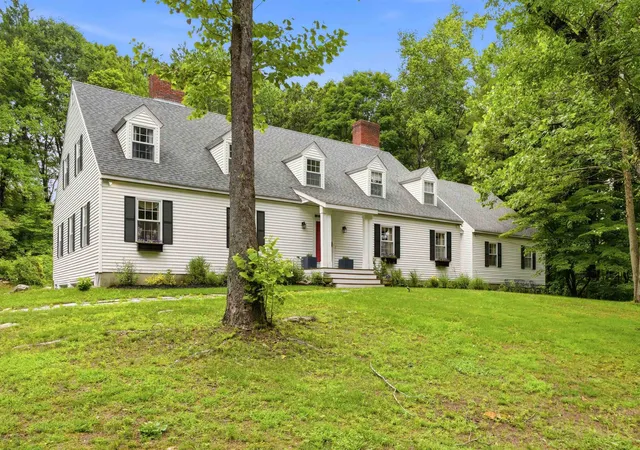 2nd image of 1 Chandler Rd, Bedford, NH 03110 | MLS# 5097392