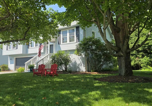 Homes for sale in Concord, NH | 9 Styles Dr, Concord, NH 03301 | MLS# 5097399