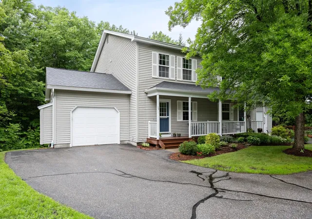 3rd image of 34 Pointe Dr, Essex, VT 05452 | MLS# 5097423