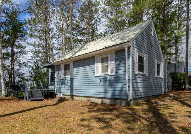 3rd image of 1143 Lakeshore Dr, Brighton, VT 05846 | MLS# 5097438
