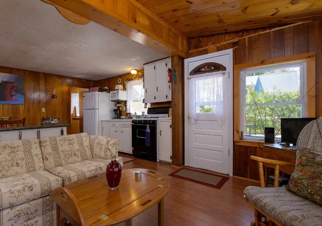4th image of 1143 Lakeshore Dr, Brighton, VT 05846 | MLS# 5097438