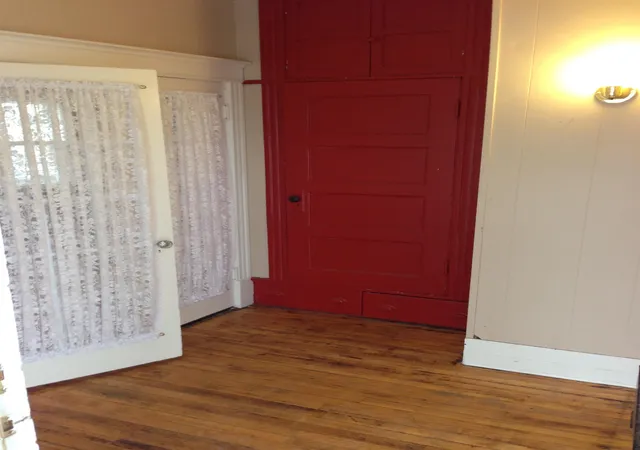 2nd image of 73 75 North Champlain St, Burlington, VT 05401 | MLS# 5097441