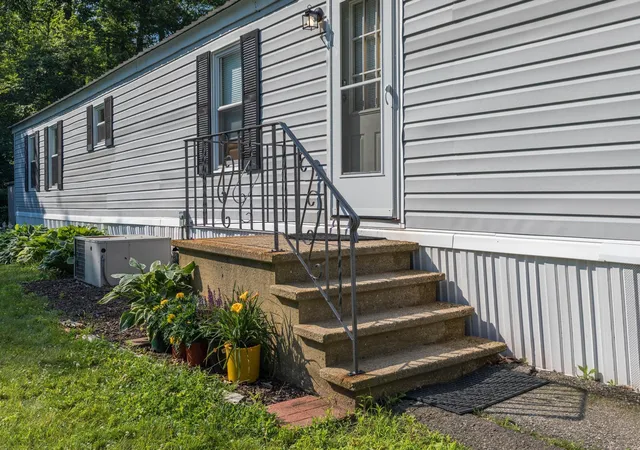 Photo 3 of Manufactured home for sale at 39 Hilton Ave, Exeter, NH 03833 | MLS# 5097450 | Listing updated on 2026-07-08
