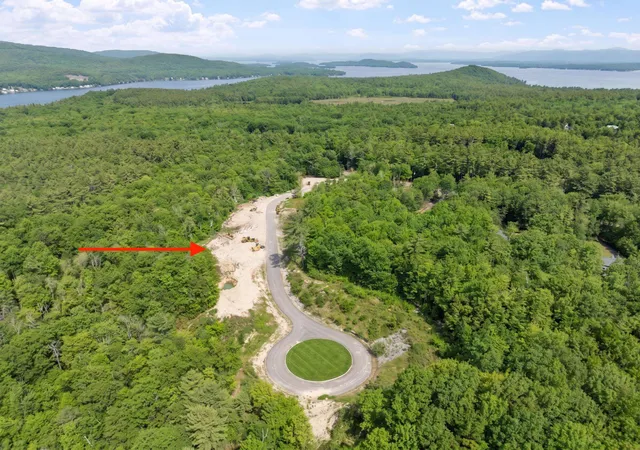 Homes for sale in Alton, NH | 10 Jaytee Dr, Alton, NH 03809 | MLS# 5097459