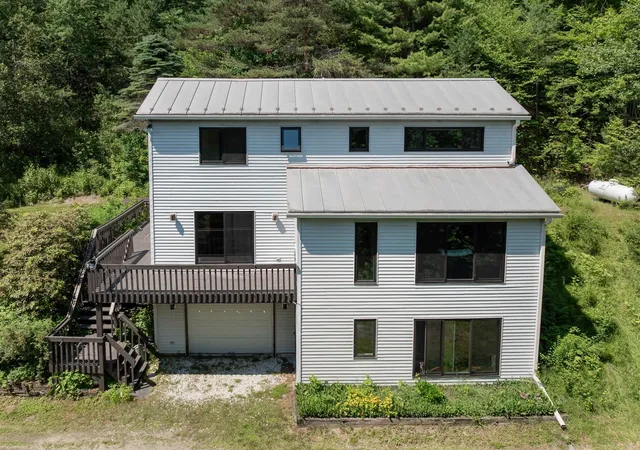 2nd image of 520 Dowsville Rd, Duxbury, VT 05660 | MLS# 5097460