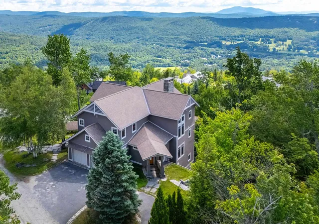 Homes for sale in Ludlow, VT | 53 Moon Shadow Dr, Ludlow, VT 05149 | MLS# 5097465