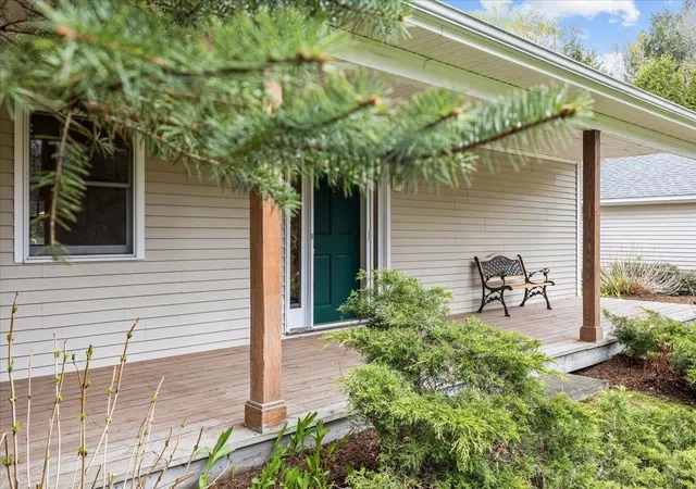 3rd image of 62 Winterbird Rd, Stowe, VT 05672 | MLS# 5097471